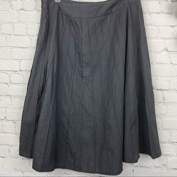 CLUB MONACO Pleated Pin Tuck Cotton Black Skirt 11140329 size 10 - Picture 2 of 6